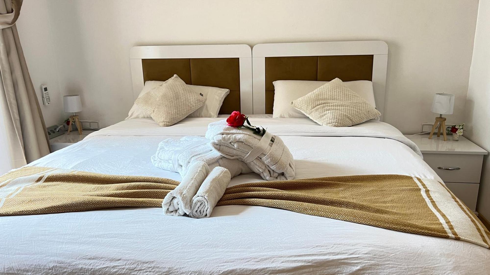 Appartement De Luxe Avec Jardin Vue Sur La Piscine Golf Securise 24H Sur 24 A 5 Minutes De L Aeroport Μαρακές Εξωτερικό φωτογραφία